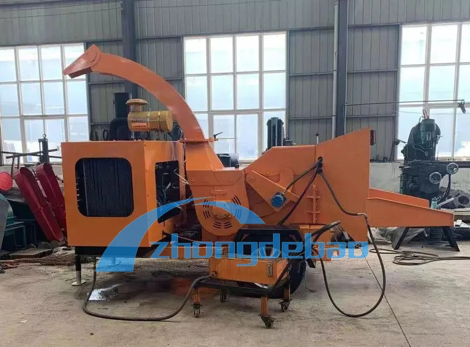 Industrial Wood Sawdust Making Chipper Machine/500kg/Hour Wood Crusher/Wood Shredder Price